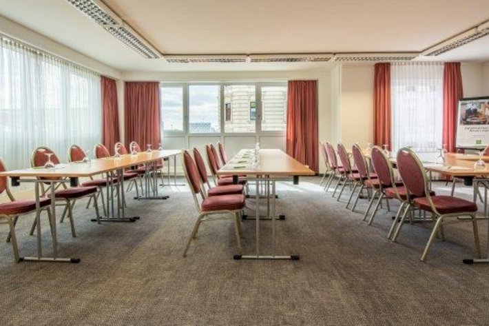 IBIS STYLES HALLE