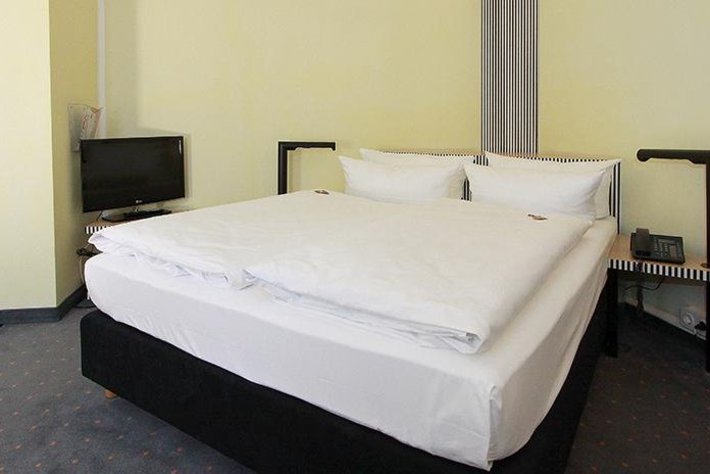 TRYP by Wyndham Halle