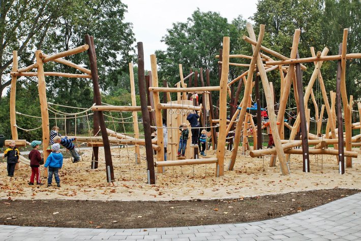 Kletterspielplatz Albert-Schweitzer-Straße