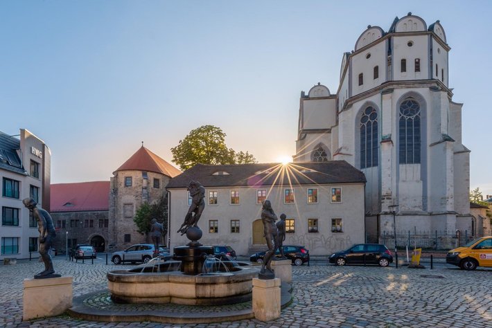 Dom und Domplatz